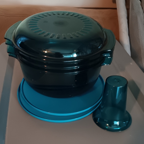 Tupperware Teal Stack Cooker - Picture 1 of 2